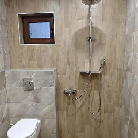 ваканционен *